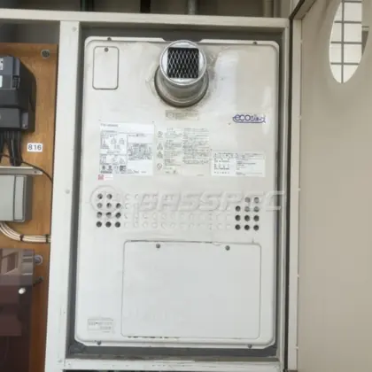 施工前の暖房熱源機（GTH-C2448AW3H-T）