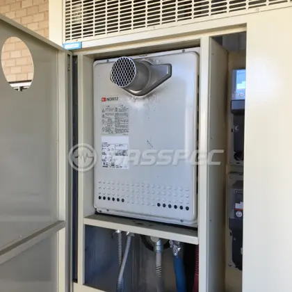 施工前の給湯器（GT-2428SAWX-T）