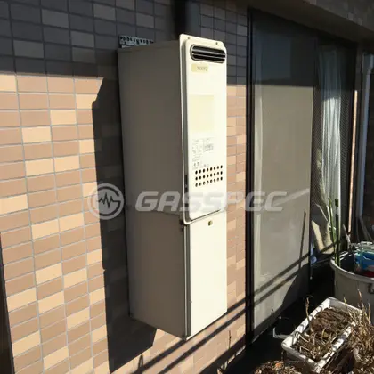 施工前の給湯器（GT-2023SAW）