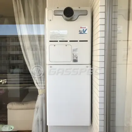 施工前の暖房熱源機（RUFH-VD2401AT2-3）