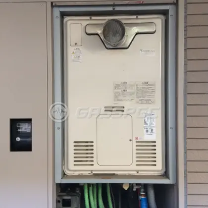 施工前の暖房熱源機（RUFH-2405AT2-3）