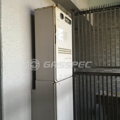 施工前の暖房熱源機（GTH-2413AWXH）