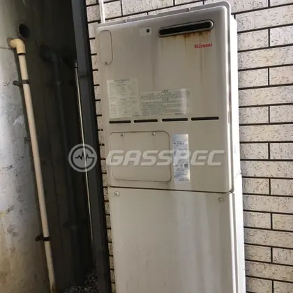 施工前の暖房熱源機（RH-201W2-6）