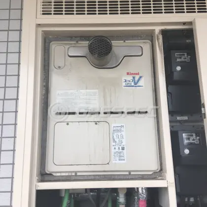 施工前の暖房熱源機（RUFH-VD2401AT2-3）