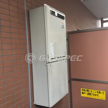 施工前の給湯器（RUF-V1605SAW）