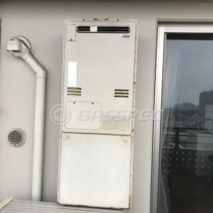 施工前の暖房熱源機（RUFH-V2403AW2-3）