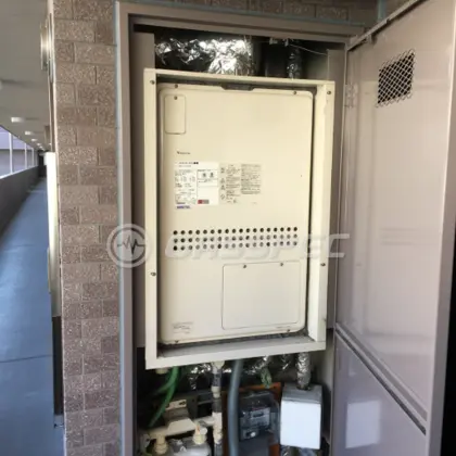 施工前の暖房熱源機（GTH-2413AWXH-H）