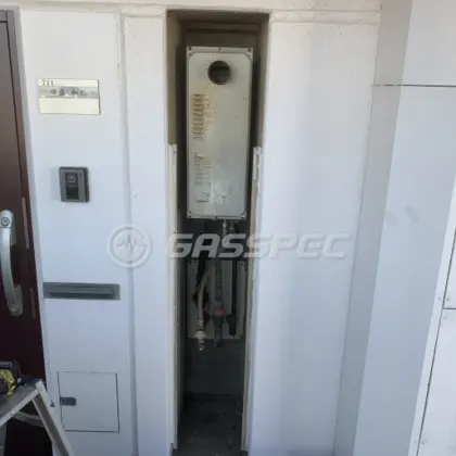 施工前の給湯器（TP-SP162SZT-1）