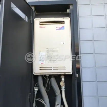 施工前の給湯器（RUF-1616BOX）