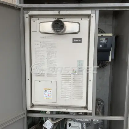 施工前の暖房熱源機（AT-4299ARSAW3Q-C）