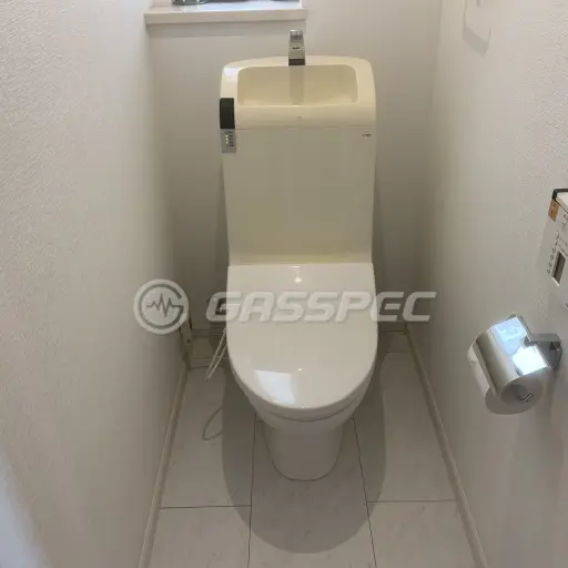 交換前のトイレ（TOTO CS81BU DL-GW20）