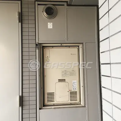 施工前の暖房熱源機（RUFH-2405AU2-3）