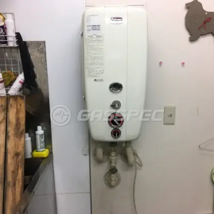施工前の給湯器（PH-12BFA）