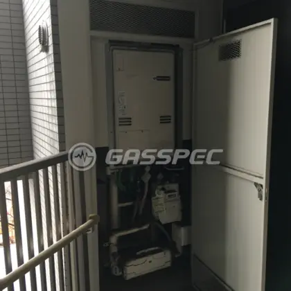 施工前の暖房熱源機（RUFH-K2400AU2-6）