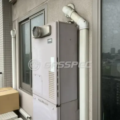 施工前の暖房熱源機（AT-4200ARSAW6Q-56-C）