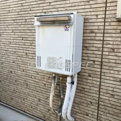 施工前の給湯器（GX-2000AW-1）
