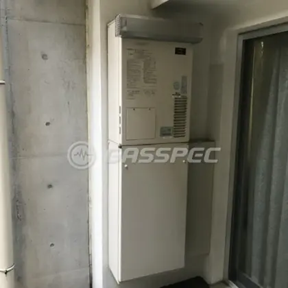 施工前の暖房熱源機（AT-4200ARSAW6Q-F）
