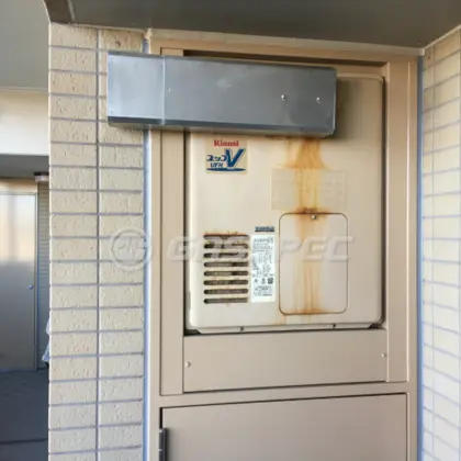 施工前の暖房熱源機（RUFH-VD2400SAA2-3）