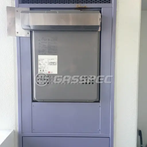 交換前の給湯器（ノーリツ GT-2427AWX）