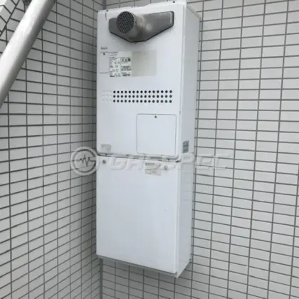 施工前の暖房熱源機（GTH-2434AWX3H-T）