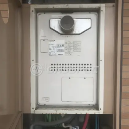 施工前の暖房熱源機（GTH-2417AWX3H-T）