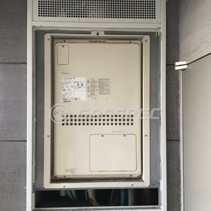 施工前の暖房熱源機（GTH-2413AWXH-H）