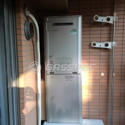 施工後の暖房熱源機（リンナイ RUFH-E2405AW2-3(A)）