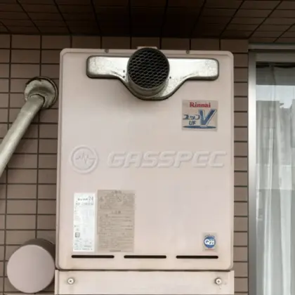 施工前の給湯器（RUF-V2405SAT）
