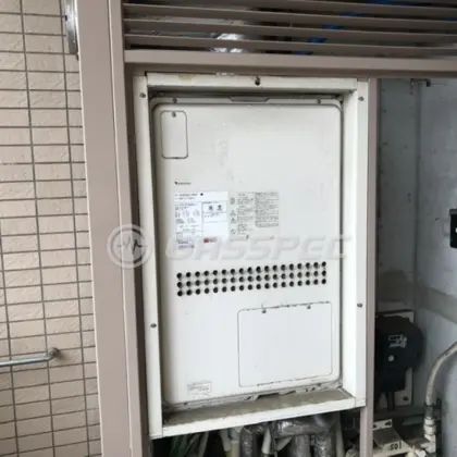 施工前の暖房熱源機（GTH-2413AWXH-H）