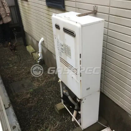 施工前の給湯器（GTH-2434AWXD）