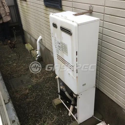 交換前の給湯器（ノーリツ GTH-2434AWXD）