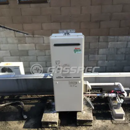 施工後の給湯器（リンナイ RUXC-A2400W）
