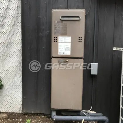 施工前の給湯器（GQ-2039WS）
