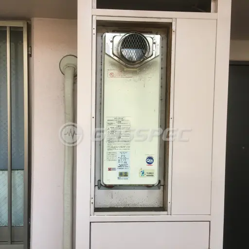 交換前の給湯器（ガスター OURB-2051SAQ-T）