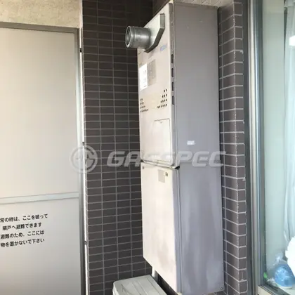 施工前の暖房熱源機（GTH-C2436AWX6H-1）
