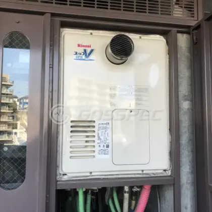 施工前の暖房熱源機（RUFH-VD2400AT2-3）