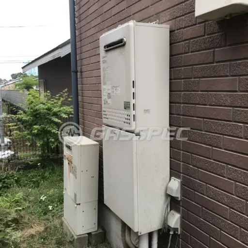 交換前の給湯器（ノーリツ GT-C2452AW）