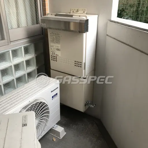 交換前の給湯器（ノーリツ GT-2422SAWX）