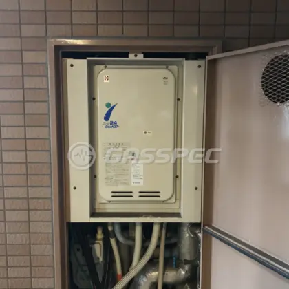 施工前の給湯器（YV2438RMW）