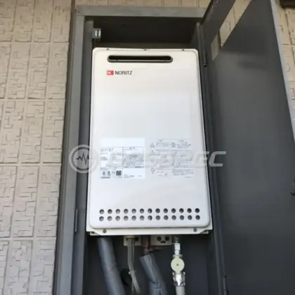 施工前の給湯器（GQ-1612WE-KB）