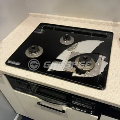施工前のビルトインガスコンロ（RB31AW3B1R2）