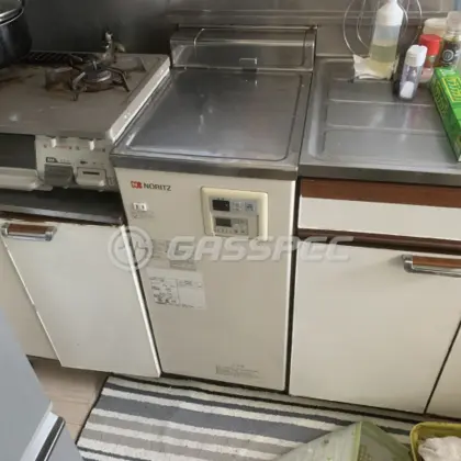施工前の給湯器（GBF-1611D）