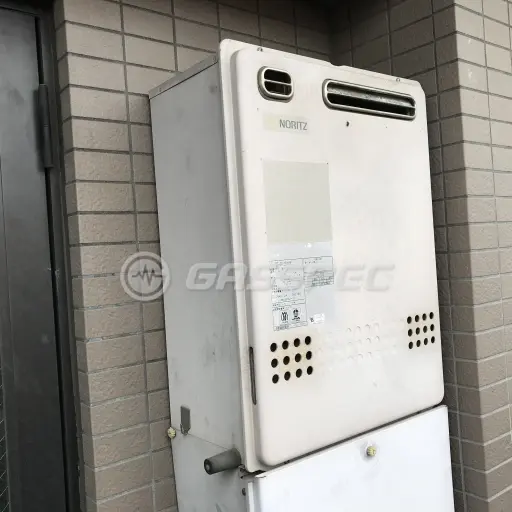 交換前の給湯器（ノーリツ GT-2422SAWX）