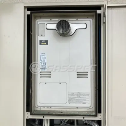 施工前の暖房熱源機（RUFH-V2403SAT2-6）