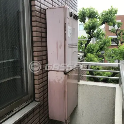 施工前の暖房熱源機（GTH-2413AWXH）