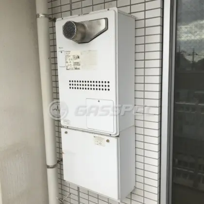 施工前の暖房熱源機（GTH-2434AWX3H-T）