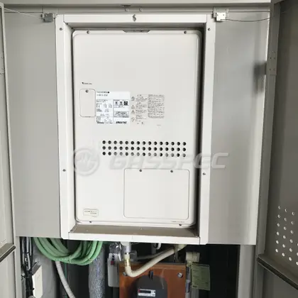 施工前の暖房熱源機（GTH-2417AWX3H-H）