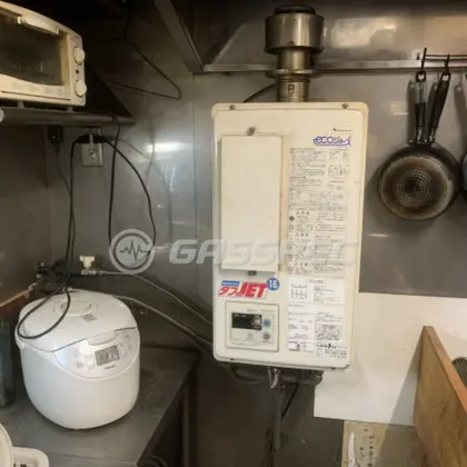 施工前の給湯器（GQ-C1622WZD-FH）