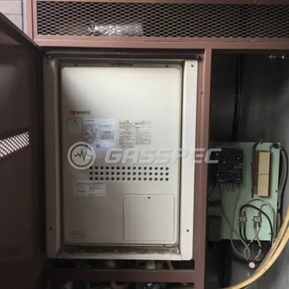 施工前の暖房熱源機（YGM2454RHSA6H）