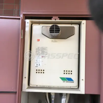 施工前の給湯器（GT-2400SAW-T）